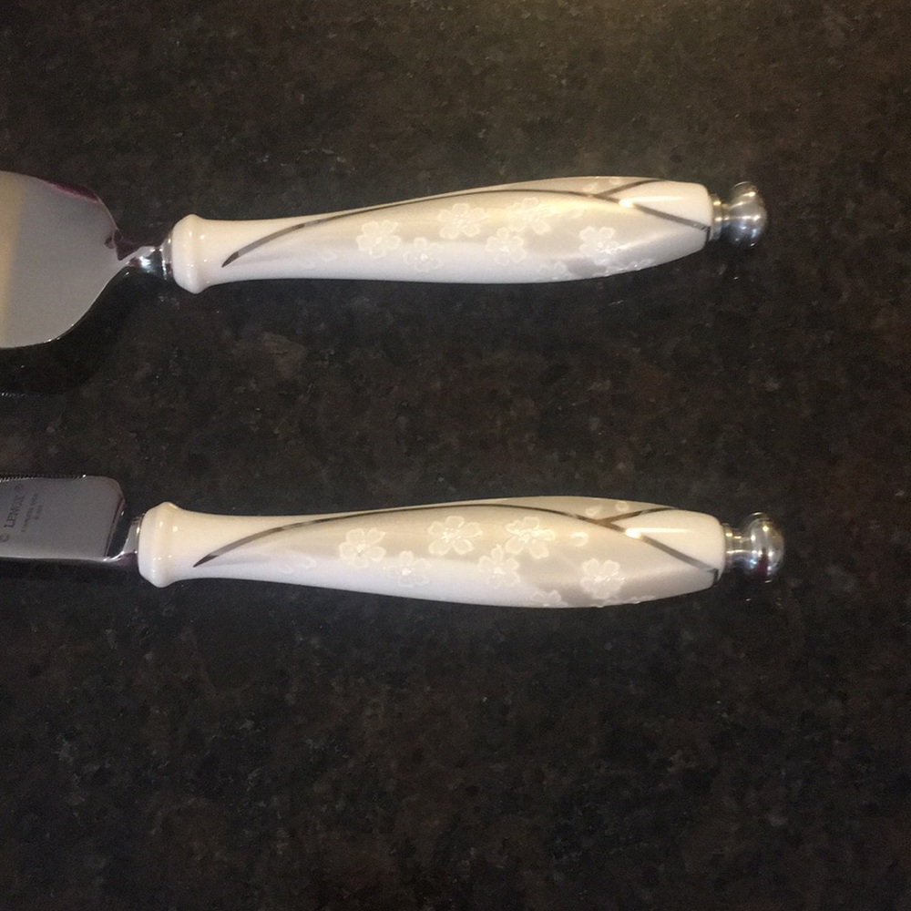 Lenox Bellini Wedding Cake Knife